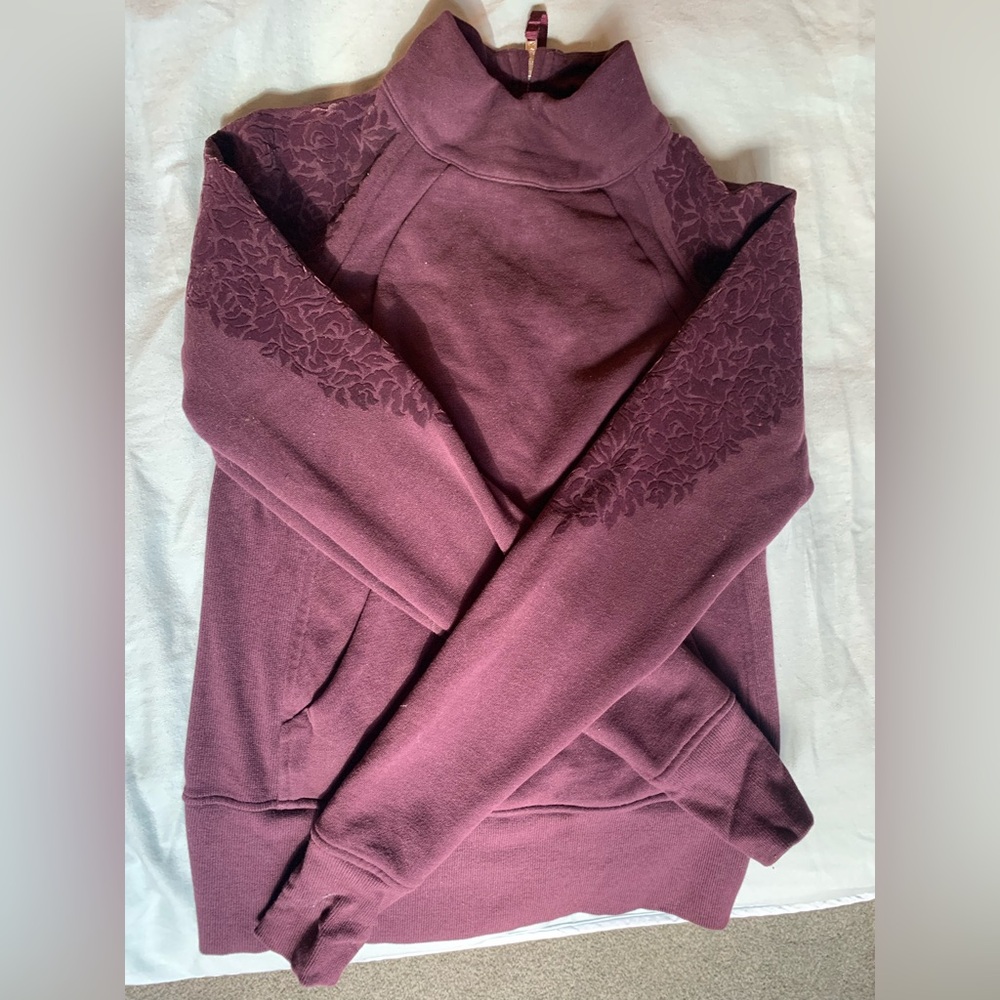 Lululemon | Floral Flock Pullover Size 2